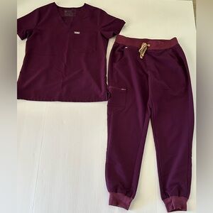 FIGS plum Scrub uniform Set. Size small